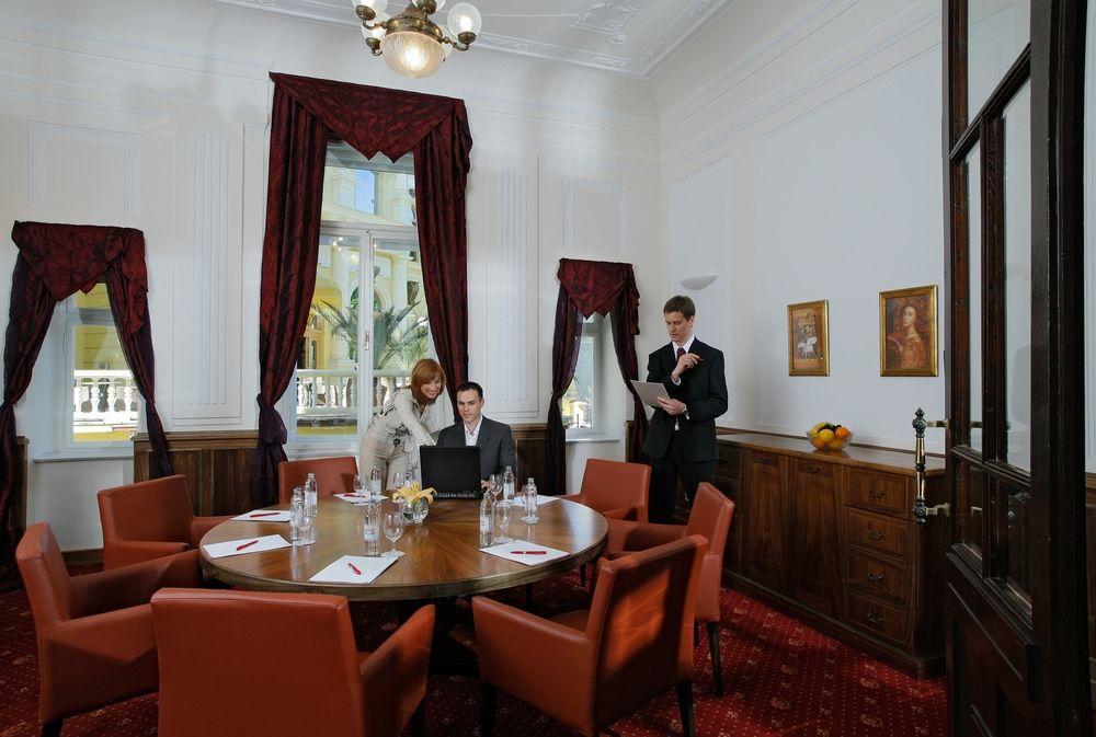 Hotel Bristol