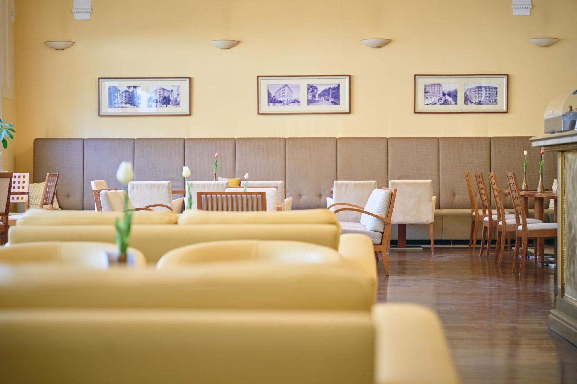 Hotel Bristol