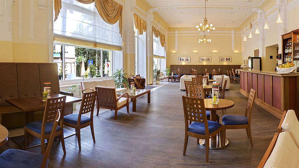 Hotel Bristol